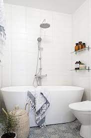 With a variety of models available in the market, it becomes a panic to for larger bathrooms you can easily accommodate the large soaking bathtubs. 33 Freestanding Bathtubs For A Dreamy Bathroom Digsdigs