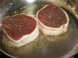 Tournedos A La Bordelaise Recette De Tournedos A La Bordelaise Sauce Au Vin Recette Par Chef Simon Recette Tournedos Tournedos Rossini Tartare De Boeuf