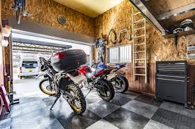 愛知県あま市バイクガレージ バイクガレージ 倉庫改造 ガレージ