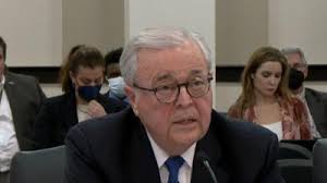 Chief justice seeks pay raises for all judicial branch employees