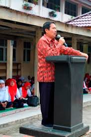 Ucapan perpisahan untuk guru yang pindah tugas. Kata Sambutan Perpisahan Pindah Tugas 2 Kata Sambutan