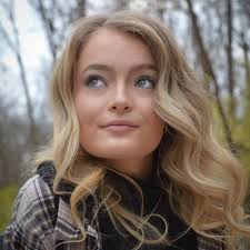 Where to find a makeup class for beginners in STL?