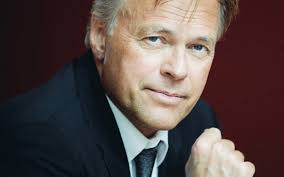 Kontserdisaalis. Dirigentide proovikivi