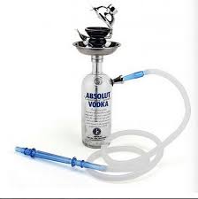 Yaraticifkirler Absolut Sisesinden Nargile Icmek Isteyen Sise