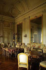 Salon De Famille French Architecture Antique French Furniture English Country House