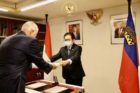 The rhine plain has always been the focus of settlement. Dubes Liechtenstein Butuh Tempat Penyaluran Uang Antara News