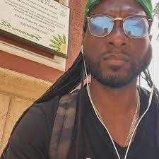 Kevin Spears's Instagram, Twitter & Facebook