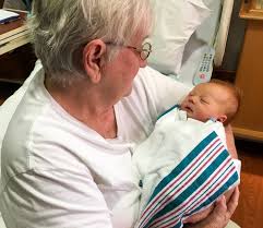 Shopping for grandparents can be a tricky business. Five Memorable Grandparents Day Gift Ideas