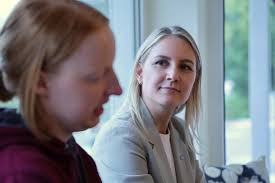 Selbst ist die Frau“: Carstens auf Stipvisite bei drei  Unternehmens-Nachfolgerinnen