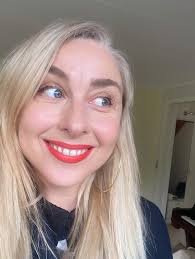 Har holdt på en kæmpe nyhed som jeg smider ud i verden i næste uge! 👀😮 Du  kan også skrive dig op til mit nyhedsbrev (link i bio), og få nyheden før