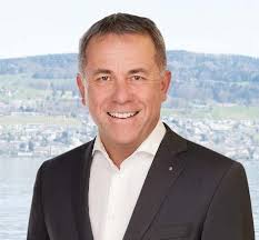 MIT DER TOMBOLA UNTERSTÜTZT DU