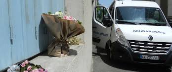 La chambre est suffisamment spacieuse pour une famille de 4 personnes et un chien, la. Aveyron Deux Roumains Ecroues Pour Un Meurtre A Villefranche De Rouergue Midilibre Fr