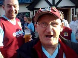 ROCKY MILLS Burnley Football Club LegEND v MANCHESTER UNITED 2009