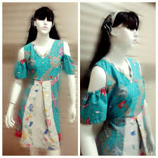 Cantika Batik Dress Dress Batik Cantik Dng Variasi Lubang Di Bahu Kanan Dan Kiri Ready Tosca Dan Pink Cute For Order Please Conta Batik Kecantikan Bahu