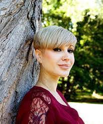 Lana Shirley's Instagram, Twitter & Facebook