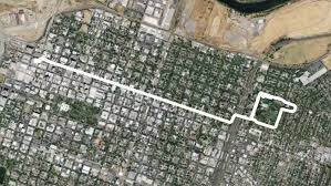 Jahrhundert verbunden ist, auch, wenn ihr name auf die katholischen, spanischen missionare zurückgeht. Mckinley Park Wanderweg Sacramento Kalifornien Vereinigte Staaten Pacer