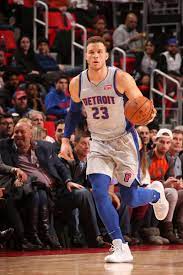 Blake griffin full statistics, game log, splits stats with cool charts. Espn Stats Info No Twitter Blake Griffin Was 1 For 7 From 3 Point Range Last Night Against The Clippers His 6 Missed 3 Pointers Were His Most In A Game Since Joining The Pistons