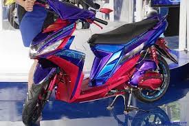 Mio m3 yang sukses di pasaran membuat banyak sekali menanyakan ke saya untuk inspirasi modifikasi striping decal stiker untuk mio m3, khususnya warna hitam dengan tema apa saja yang bisa membuat tampilan. 7 Modifikasi Motor Yamaha Mio M3 125 Ideas Yamaha Motor Motorcycle
