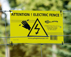 If you want to limit where your pets can roam or if you own a farm and want an alternative to a traditional fence, read our. Electric Fence Inventions Patents And Trademarks Te Ara Encyclopedia Of New Zealand
