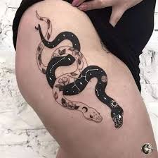 Erstaunliche Schlange Tattoo Designs Im Garten Eden Ist Die Schlange Eine Listige Kreatur Die In 2020 Schlange Tattoo Tattoo Designs Tatowierungen