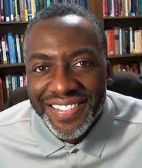 Leodis Scott's Instagram, Twitter & Facebook