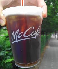 · add the cold water and ice . Mcdonald S Korea 1000 Iced Coffee Modern Seoul