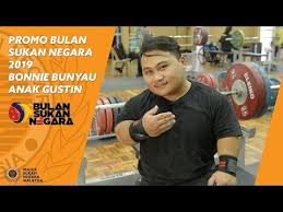 Program ini berlangsung di tawau futsal centre. Promo Bulan Sukan Negara 2019 L Bonnie Bunyau Anak Gustin Atlet Para Powerlifting Youtube