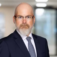 Ny partner i LEXIS! Vi er stolte av å kunne presentere Thomas Berg Nordahl  som ny partner i Advokatfirmaet LEXIS. Thomas kommer til LEXIS med 14 års  erfaring som bostyrer og passer