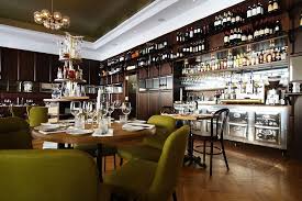 I sin senaste vlogg berättar bianca att hennes första möte med bauer skedde invigningen av phillippe cohens restaurang ted i stockholm. Bianca Ingrosso Restaurang Tips