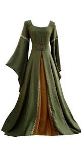 In The Medieval Times Women Can T Show Their Skin In Public So They Had To Wear The Long Dress To Cover Up Thei Medieval Dress Historical Dresses Cosplay Dress