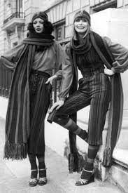 Auspichiamo altresí un felice anno nuovo 2020. Moda Anni 70 Immagini Come Vestirsi