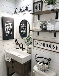 24 Ideas To Decorate And Organize A Small Bathroom With A Tight Budget Bathroom Farmhouse Style Farmhouse Bathroom Decor Small Bathroom Decor