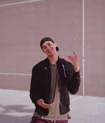 Wallpaper firewatch, best games, g. 9 Kobe Lorenzo Paras Ideas Kobe Basketball Boyfriend Fever Pitch