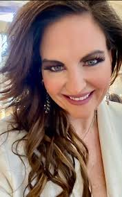 Mary Beth Dickson is ABC6/FOX4 News Anchor/News Director