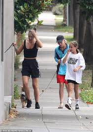From 1998 to 2005, hewitt played hayley smith lawson on the soap opera home and away. Bec Hewitt Was Found Taking Her Family Dog To A Vet In Melbourne Eminetra Co Uk