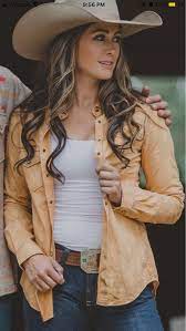 50 Best Curled Hairstyles Beautiful Curly Hairstyle Cowgirl Outfits Country Girls Outfits Cowboy Outfits