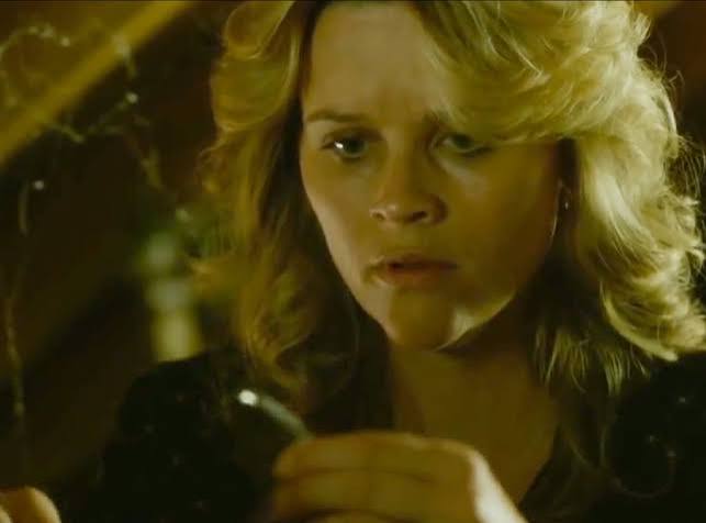 Reese Witherspoon Gets a Makeunder for New Movie