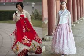 Bigo live, cewek cantik ganti baju transparan. 5 Perbedaan Gaya Fashion Korea Utara Selatan Jauh Beda