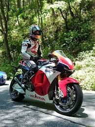 honda motogp街版rc213v s 首次街道亮相 honda cbr 1000rr honda sport bikes