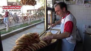 Kastamonu'nun seydiler ilçesinde ek gelir getirmesi amacıyla üretimine başlanılan ve kısa sürede büyük rağbet gören çilekte sezonun ilk hasadı başladı. Kastamonu Ilk Haber Kastamonu Kastamonuilkhaberkastamonu Profil Pinterest