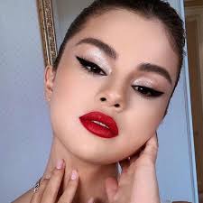 BaubleBar Is Launching Fine Jewelry—And Everything's Less Than $1,000