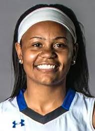 Stefanie Davis's Instagram, Twitter & Facebook