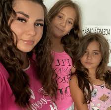 ⚠️ ATTENZIONE: questo post è chiuso. Vi preghiamo di porre i vostri  quesiti, anche se non inerenti al post, solo negli ultimi tre pubblicati.  Sul web i titoli #acchiappaclick e gli articoli