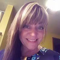 Paula Peak's Instagram, Twitter & Facebook