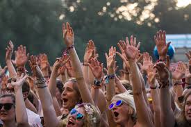 The secret to one of the most established and prestigious festival brands and its berlin offshoot is its special program and diversity: Lollapalooza Festival Berlin 2020 Bands Ticket Preise Wetter Und Spielplan
