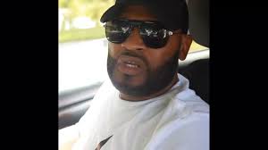 FAMILY!!! It's that time of year! FAMILY TIME...Mother's Day...Fathers  Day...Spring...Summer is coming! Have a good time with this song. ❤️, Don't  have a biological FAMILY BOND? Trust God. He will ...