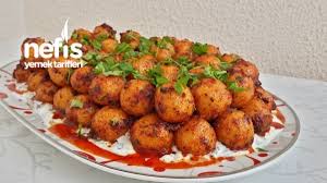 Yogurtlu Ispanak Yataginda Fellah Kofte Ispanak Yemek Tarifleri Yemek