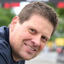 Unfall beim Radtraining: Jan Ullrich bricht sich bei Unfall das  Schlüsselbein