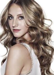Great Hairstyles To Hide A Big Nose Pale Skin Hair Color Haircuts For Wavy Hair Dark Blonde Hair Color