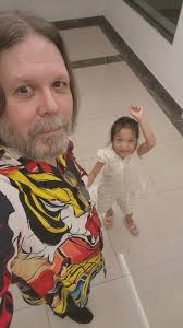 What restaurants have fried mushrooms?